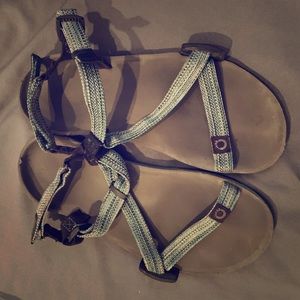 Zero barefoot sandals